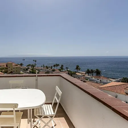 Eden Oceanfront Hideaway Apartman
