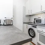Eden Oceanfront Hideaway Apartamento *