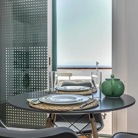 Eden Oceanfront Hideaway *